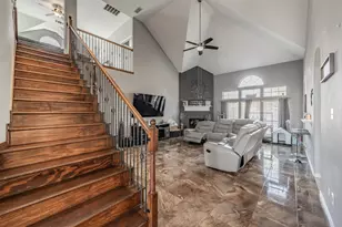 5243 W Cove Way, Grand Prairie, TX 75052 - Photo 9