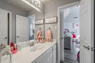 5243 W Cove Way, Grand Prairie, TX 75052 - Photo 33