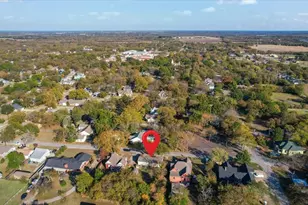 203 S Carter St, Whitewright, TX 75491 - Photo 17