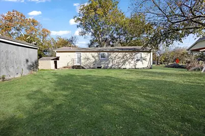 203 S Carter Street, Whitewright, TX 75491 - Photo 13