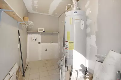 203 S Carter Street, Whitewright, TX 75491 - Photo 11