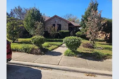 107 Larchbrook Drive, DeSoto, TX 75115 - Photo 1