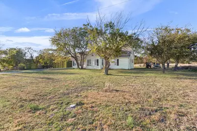 1601 E Texas Avenue, Mart, TX 76664 - Photo 3