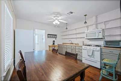 106 N Corporation Street, Hillsboro, TX 76645 - Photo 9