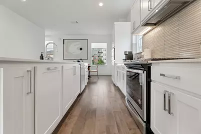 1771 McCoy Street #401, Dallas, TX 75204 - Photo 7
