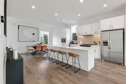 1771 McCoy Street #401, Dallas, TX 75204 - Photo 5
