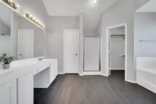 916 Joshua Dr, Burleson, TX 76028 - Photo 21