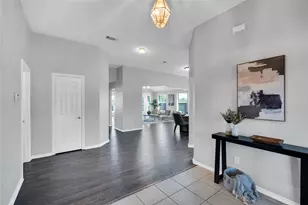 916 Joshua Dr, Burleson, TX 76028 - Photo 7