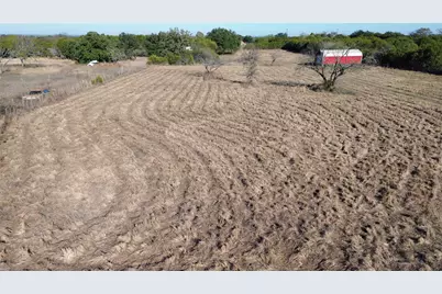 8913 S Peaceful Court, Granbury, TX 76048 - Photo 15