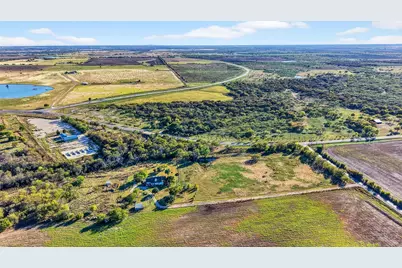 120 Vaughan, Tioga, TX 76271 - Photo 9