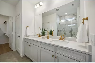 9900 Dove Valley Drive, McKinney, TX 75071 - Photo 11