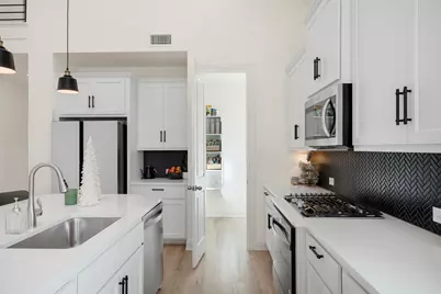 8109 Meadow Valley Drive, McKinney, TX 75071 - Photo 11