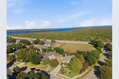 6796 Lakefront Drive, Grand Prairie, TX 75054 - Photo 35