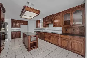 112 Santa Fe Trail, Waxahachie, TX 75165 - Photo 9