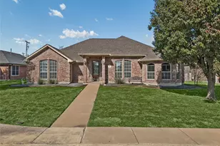 112 Santa Fe Trail, Waxahachie, TX 75165 - Photo 1