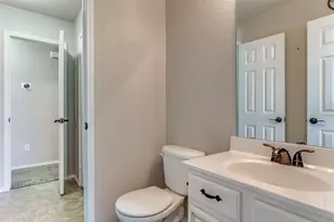 941 La Sierra Dr, Crowley, TX 76036 - Photo 19