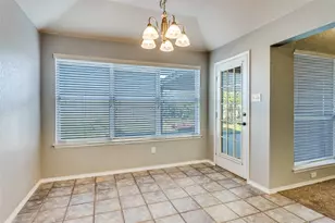 941 La Sierra Dr, Crowley, TX 76036 - Photo 5