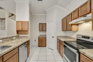 8113 Heritage Pl Dr, Fort Worth, TX 76137 - Photo 3