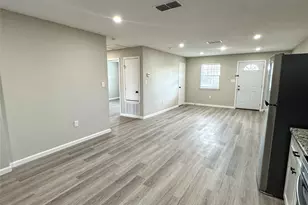 216 Smith Cir, Point, TX 75472 - Photo 3