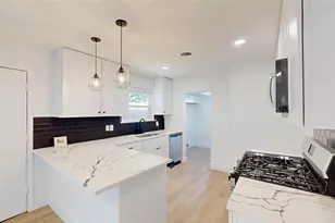 1007 N Cottonwood Dr, Richardson, TX 75080 - Photo 9