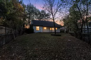 235 Softwood Dr, Duncanville, TX 75137 - Photo 37