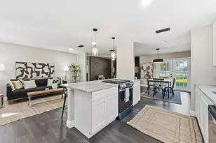 216 Opal St, Saginaw, TX 76179 - Photo 9