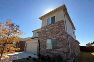 8529 Centerboard Ln, Fort Worth, TX 76179 - Photo 3