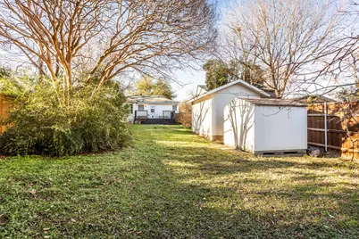 8642 Daytonia Avenue, Dallas, TX 75218 - Photo 27