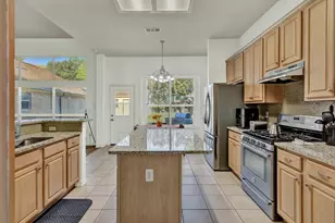 18 Equestrian Ct, Mansfield, TX 76063 - Photo 9