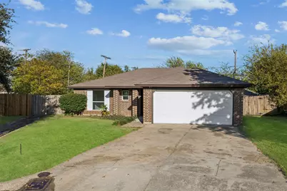 6805 Eagle Rock Drive, Fort Worth, TX 76133 - Photo 3