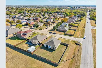 801 Cascade Drive, Glenn Heights, TX 75154 - Photo 21