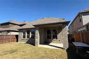 216 Haystack Dr, Van Alstyne, TX 75495 - Photo 5