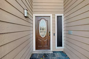 6328 Meadowglen Dr, Arlington, TX 76018 - Photo 5