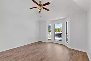 6328 Meadowglen Dr, Arlington, TX 76018 - Photo 25