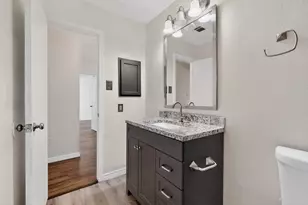 6328 Meadowglen Dr, Arlington, TX 76018 - Photo 39