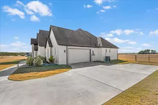 12916 Torello Ct, Godley, TX 76044 - Photo 5