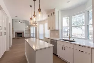 1041 Woodbriar Dr, Grapevine, TX 76051 - Photo 15