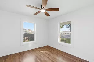 112 W Akard St, Weatherford, TX 76086 - Photo 13