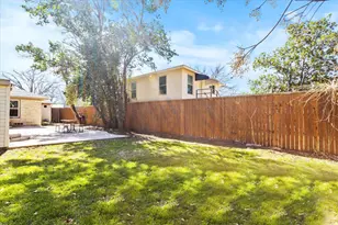 2919 Maple Springs Blvd, Dallas, TX 75235 - Photo 5