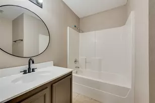 602 Ambarella St, Arlington, TX 76002 - Photo 15