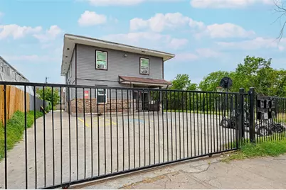 3020 South Boulevard #6, Dallas, TX 75215 - Photo 1