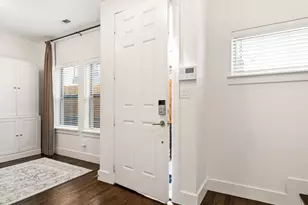 4222 Roseland Ave, Dallas, TX 75204 - Photo 3