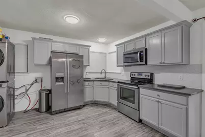 929 Hall Street, Lancaster, TX 75146 - Photo 9