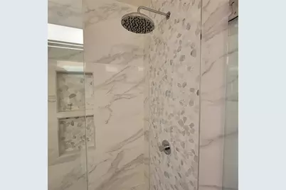 2901 Country Place Circle, Carrollton, TX 75006 - Photo 17