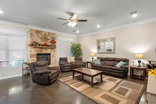 2370 Garrett Ln, China Spring, TX 76633 - Photo 11