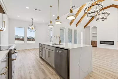 2016 Vanderbilt Drive, Weatherford, TX 76088 - Photo 11