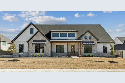 2016 Vanderbilt Drive, Weatherford, TX 76088 - Photo 1