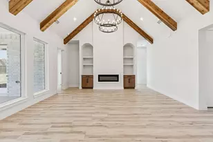 2016 Vanderbilt Dr, Weatherford, TX 76088 - Photo 5