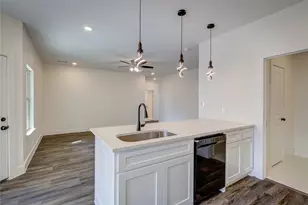 2309 Marshall St, Greenville, TX 75401 - Photo 9