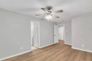 439 Clover Ln, Garland, TX 75043 - Photo 15